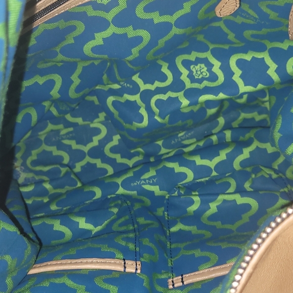 Shoulder Bag - Picture 5 of 7